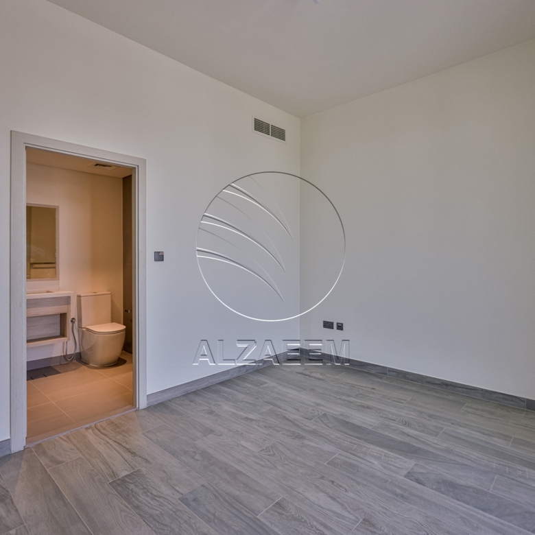 Single Row | Semi Corner and High End Location