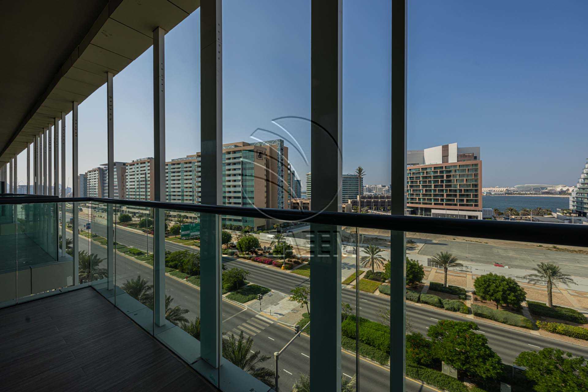 Fully Furnished Loft | Full Canal View | Rented