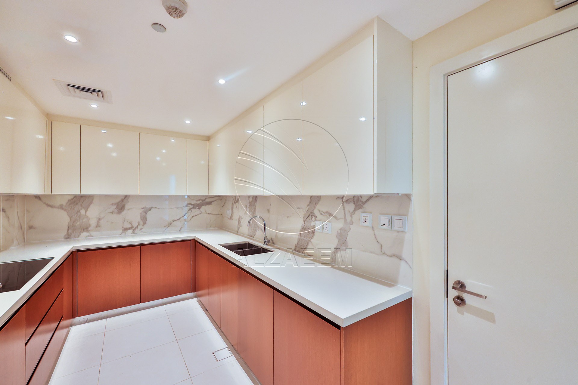 Sea View 2BR+M | VACANT | Luxury Living