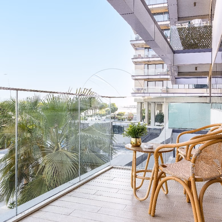 BIG Layout! Fully Furnished Unit | Move in Ready