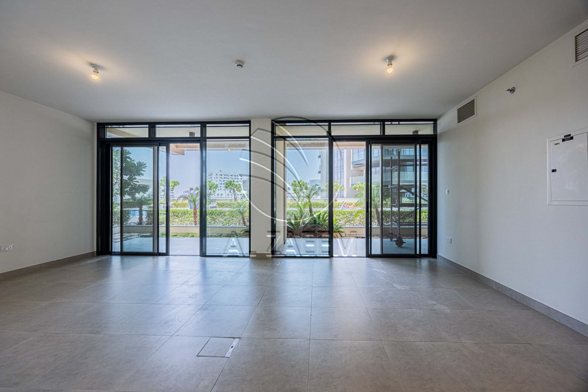 Vacant | DUPLEX | Facing The Pool | 4 payments