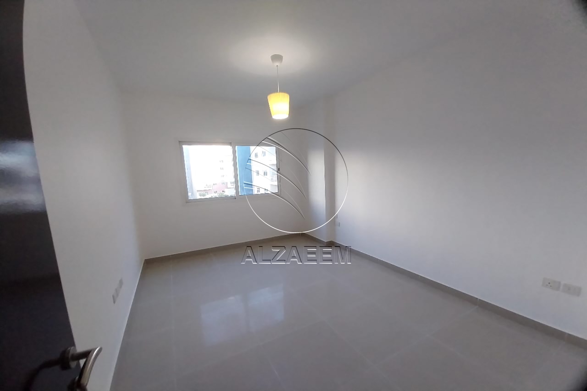 √VACANT! Community View | Mid Level√