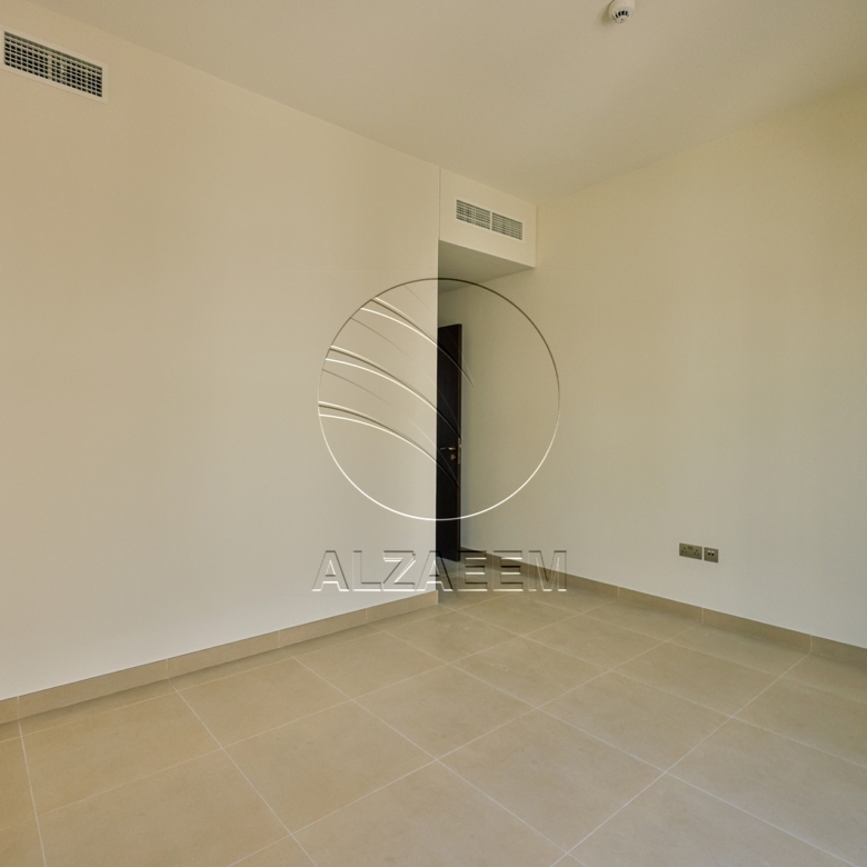 CASARES | Single Row Mid | Near the Garden