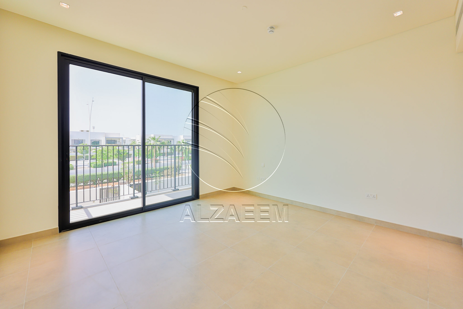 √Corner Single Row! Biggest 2BR Plot in Yas Acres√