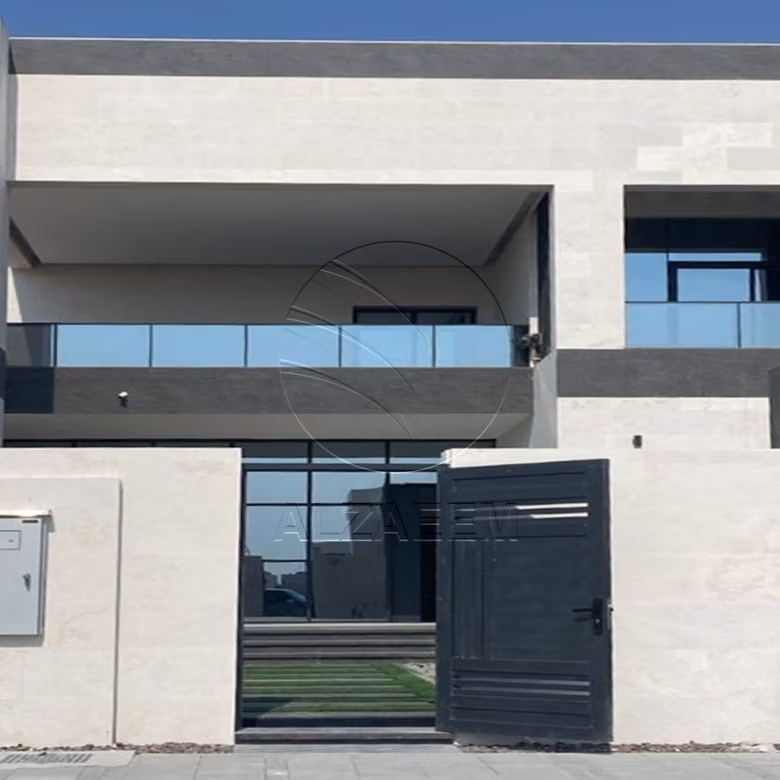 √ Landscaped Area | 6 Masters | Modern Finishing √