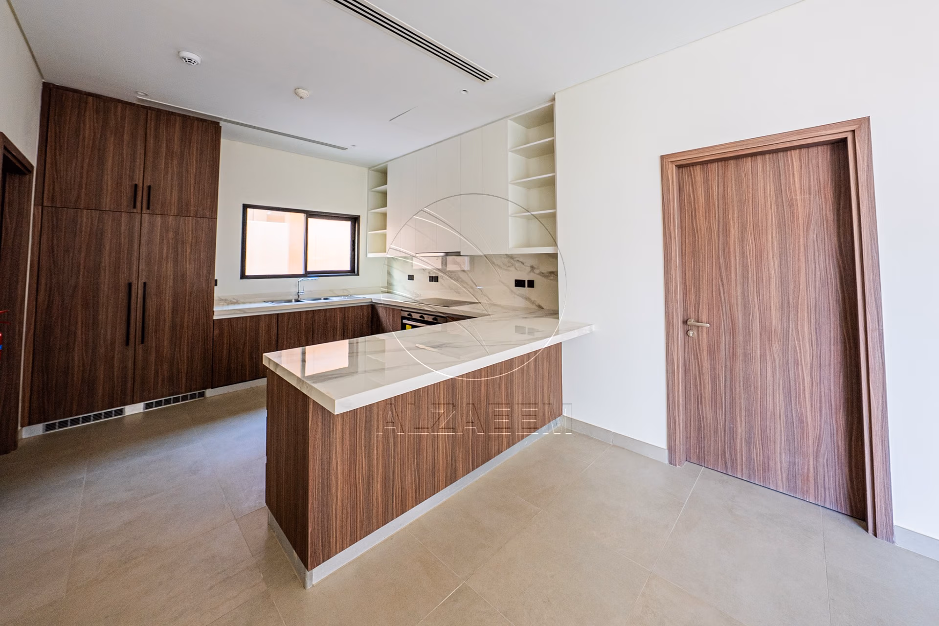 Single Row Villa | Huge Plot | Ready for Occupancy