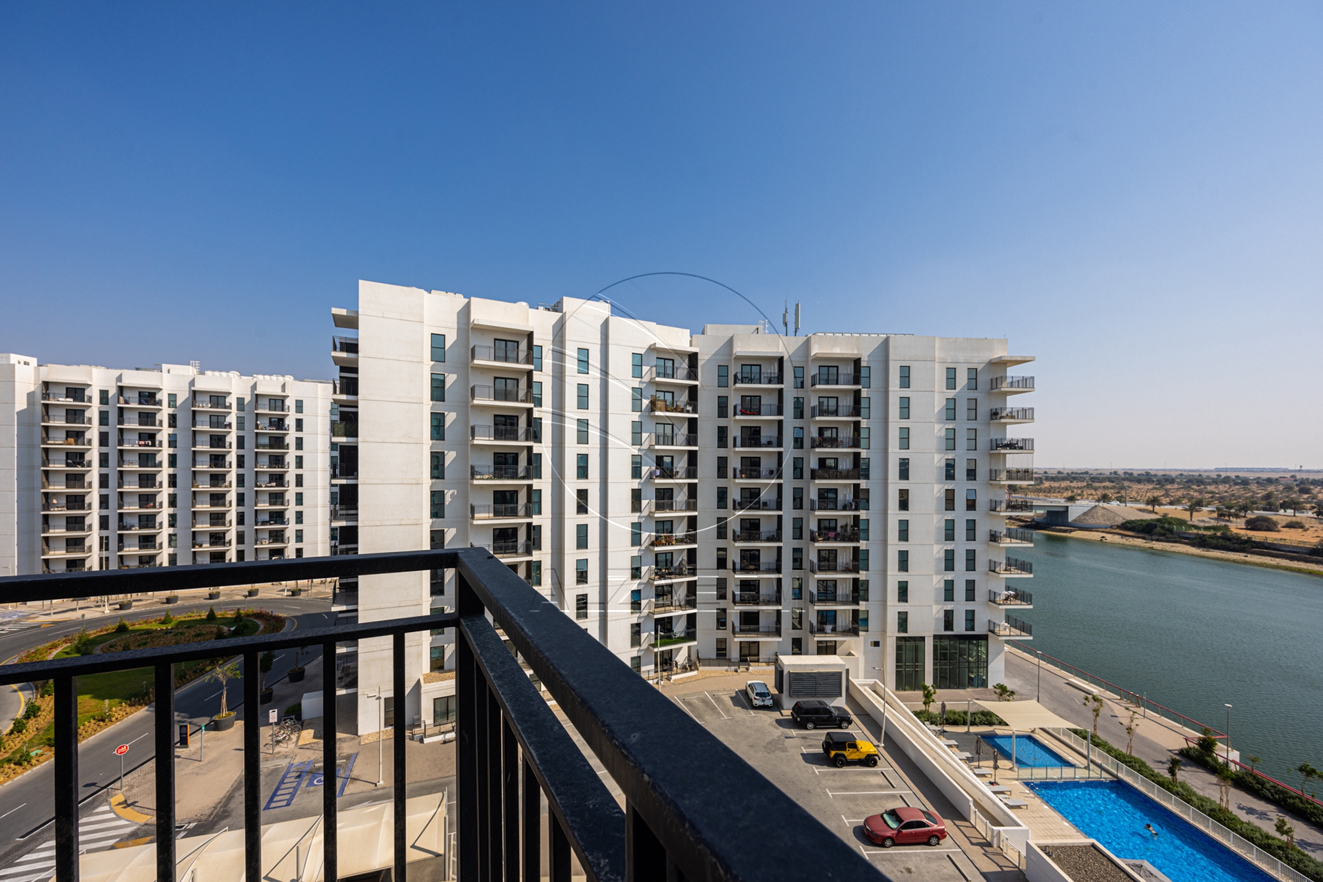 Partial Canal View | High Floor | VACANT