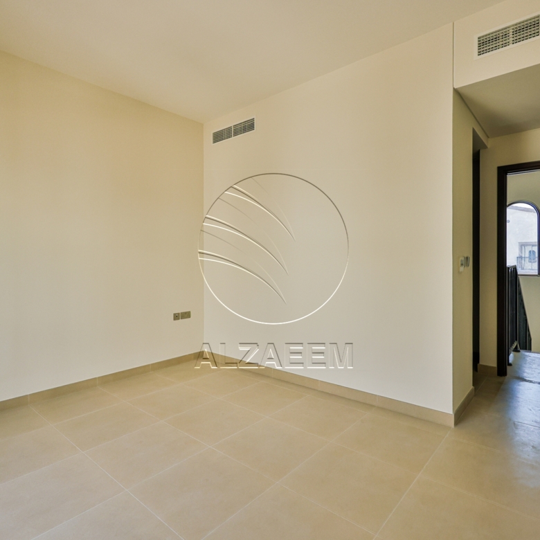 CASARES | Single Row Mid | Near the Garden