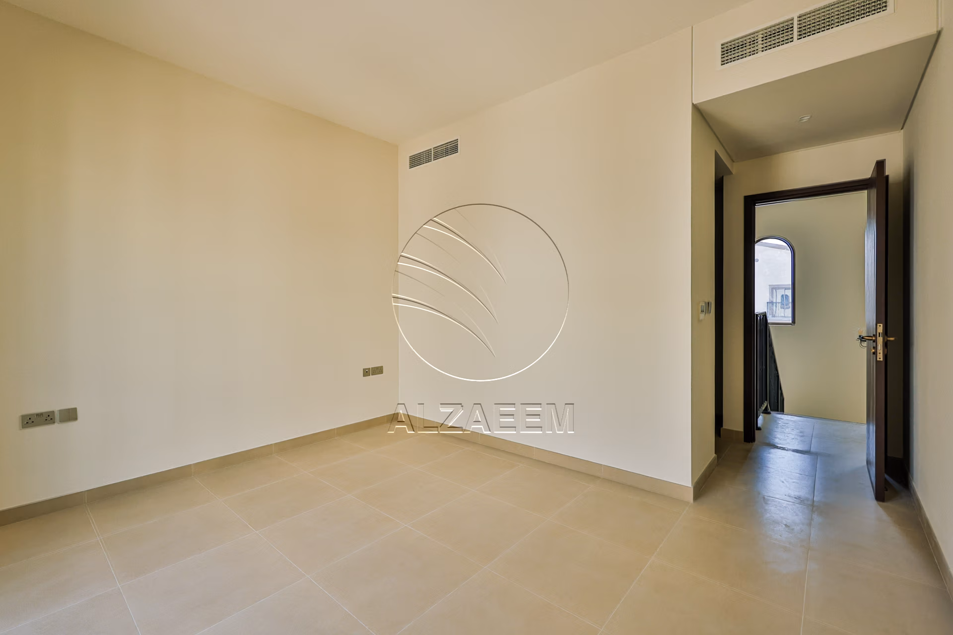 √ CASARES | Single Row Mid | Near the Garden √