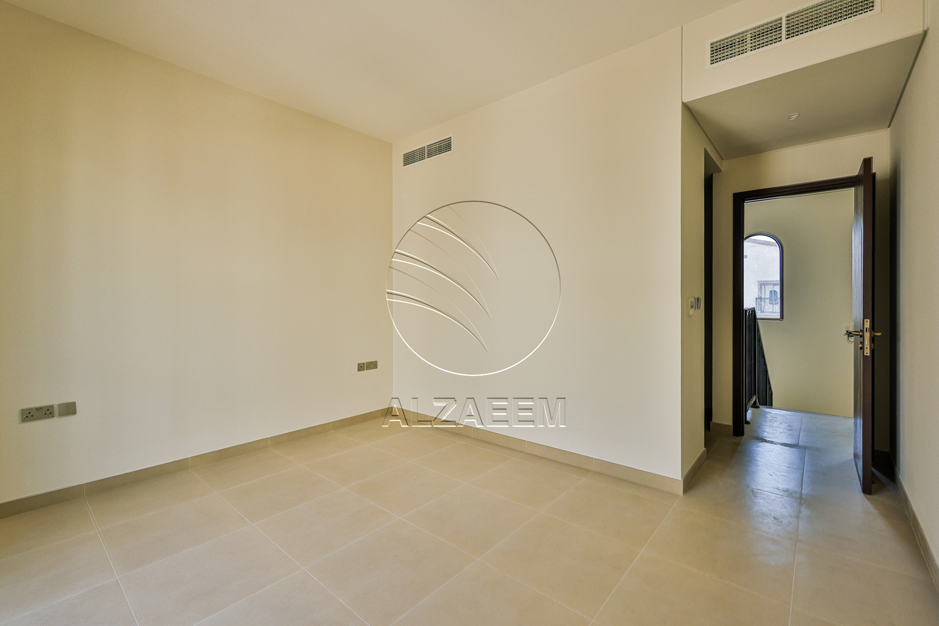 CASARES | Single Row Mid | Near the Garden