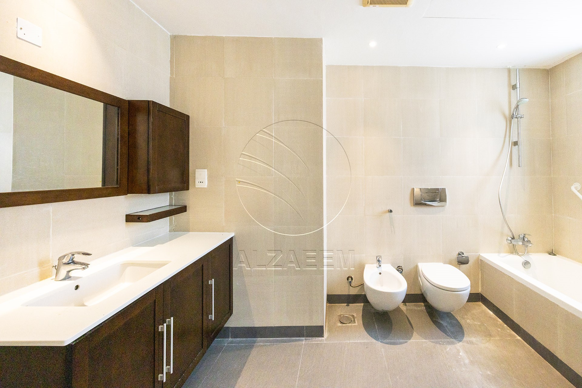 Kitchen Appliances | With Elevator and Gym + Pool
