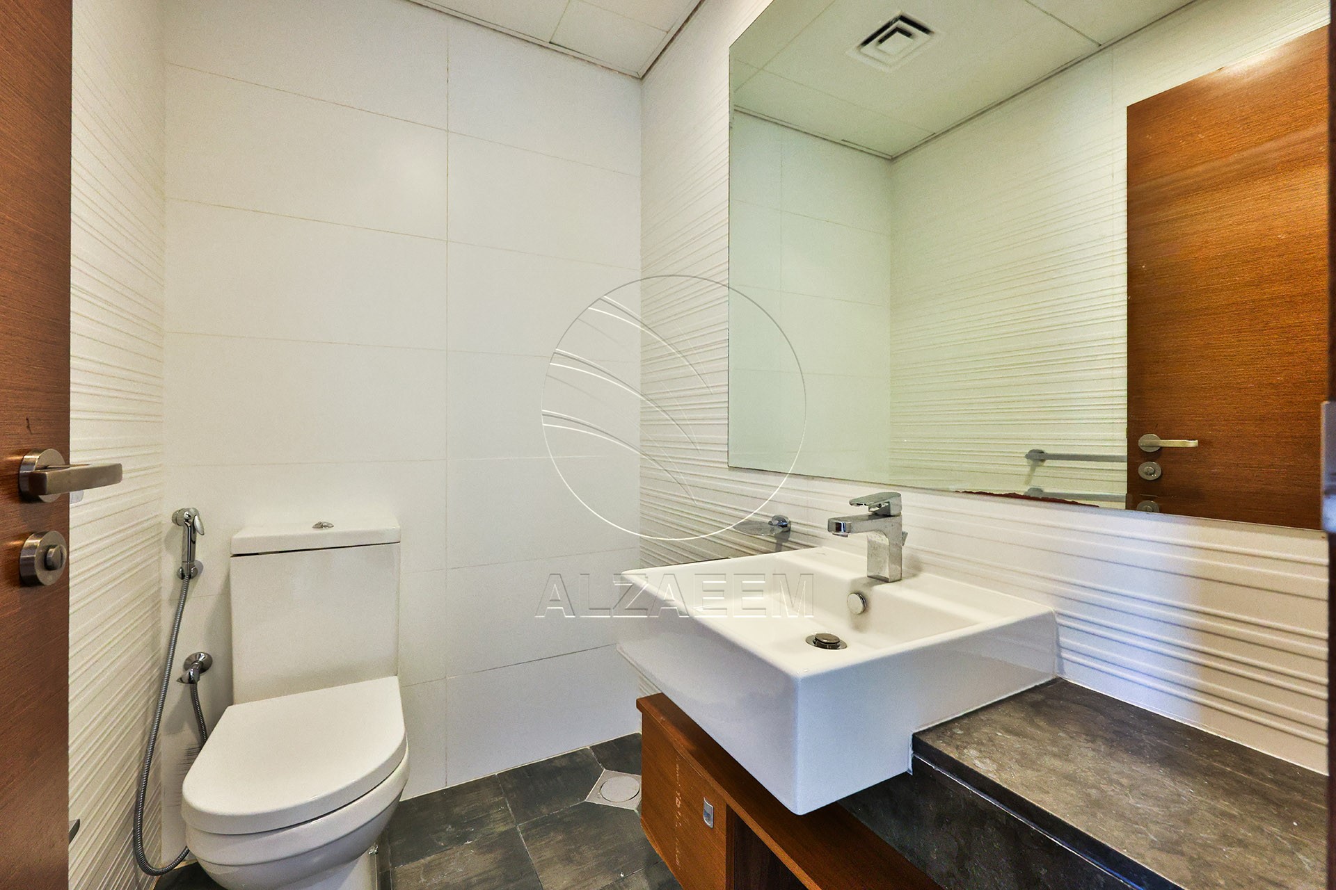 Sea View | High Floor | VACANT | Up to 4 Payments