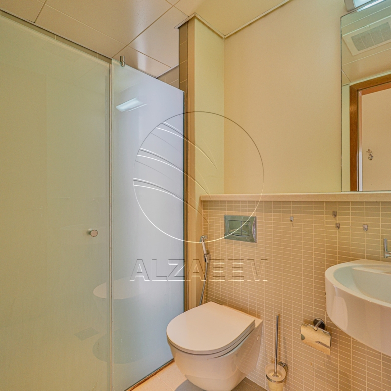 √ Private Pool | Type A | Tenanted | CORNER √