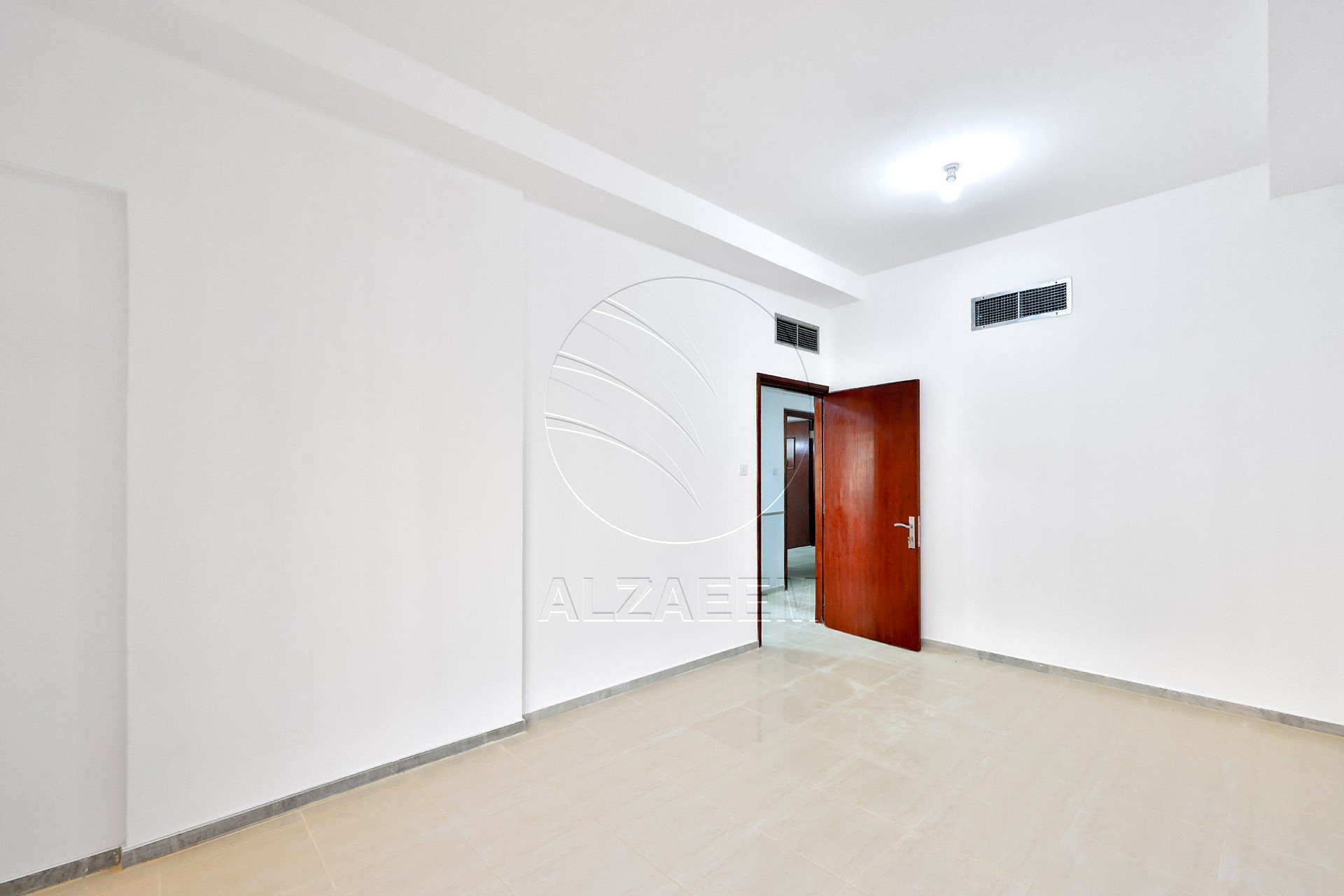 Exclusive! Spacious Unit with Balcony | 4 Payments