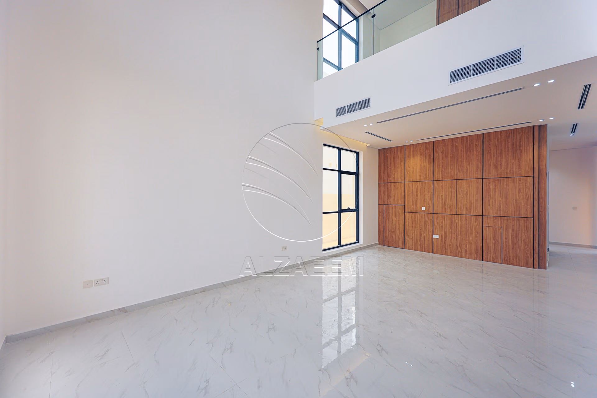 Corner | High Quality Finishing| High Ceiling