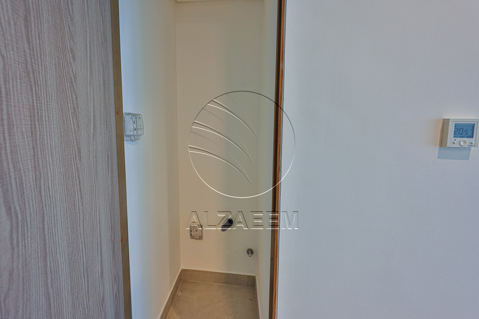 Spacious Layout | Mid Level | VACANT