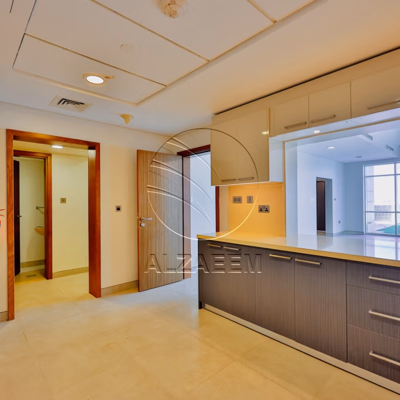 √ Luxurious Sea View Simplex Townhouse | VACANT √
