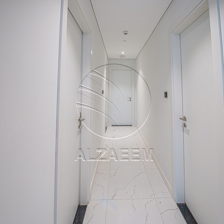 FURNISHED! Overlooking the Pool | Up to 2 Payments