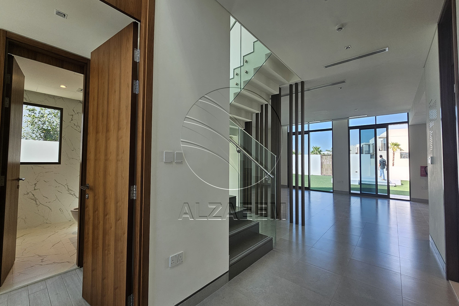 Stunning Location | 4BR+M+D | Vacant Soon!