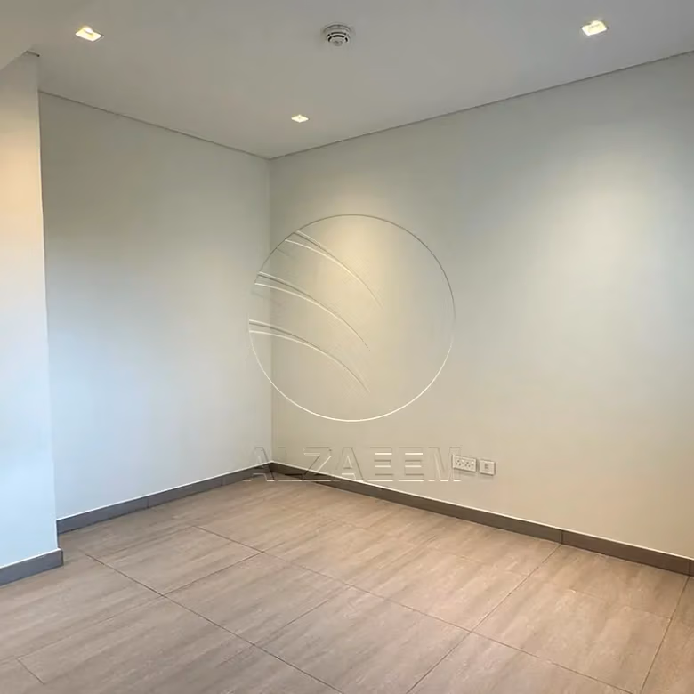 HOT DEAL | Move-in Ready | Single Row – Mid Unit