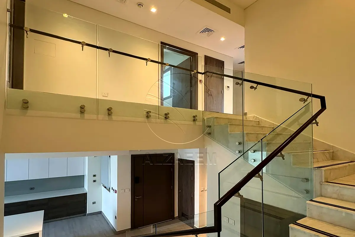 HOT DEAL | Move-in Ready | Single Row – Mid Unit