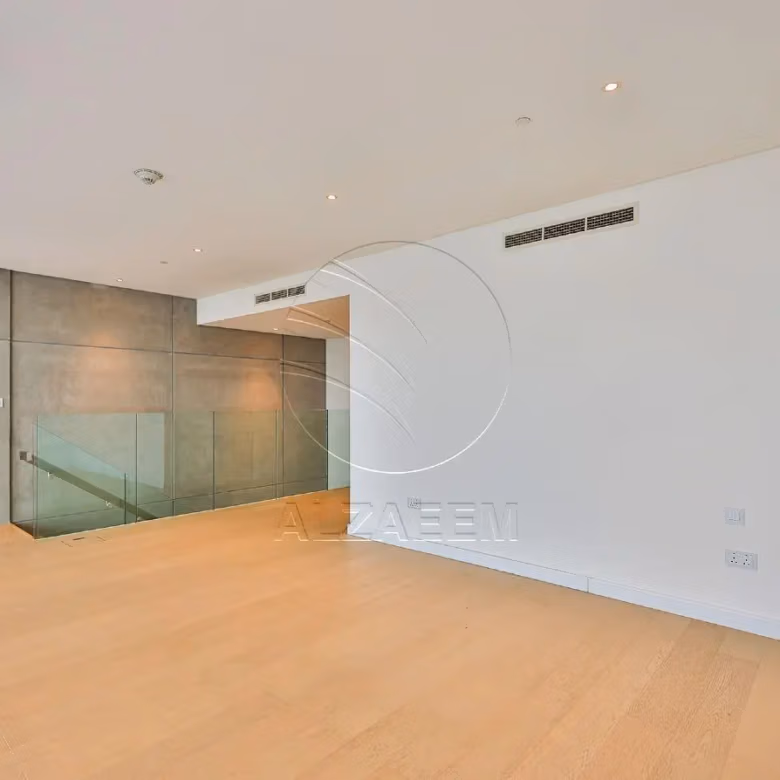 HOT | Loft Facing Louvre Museum | Rented + Refund