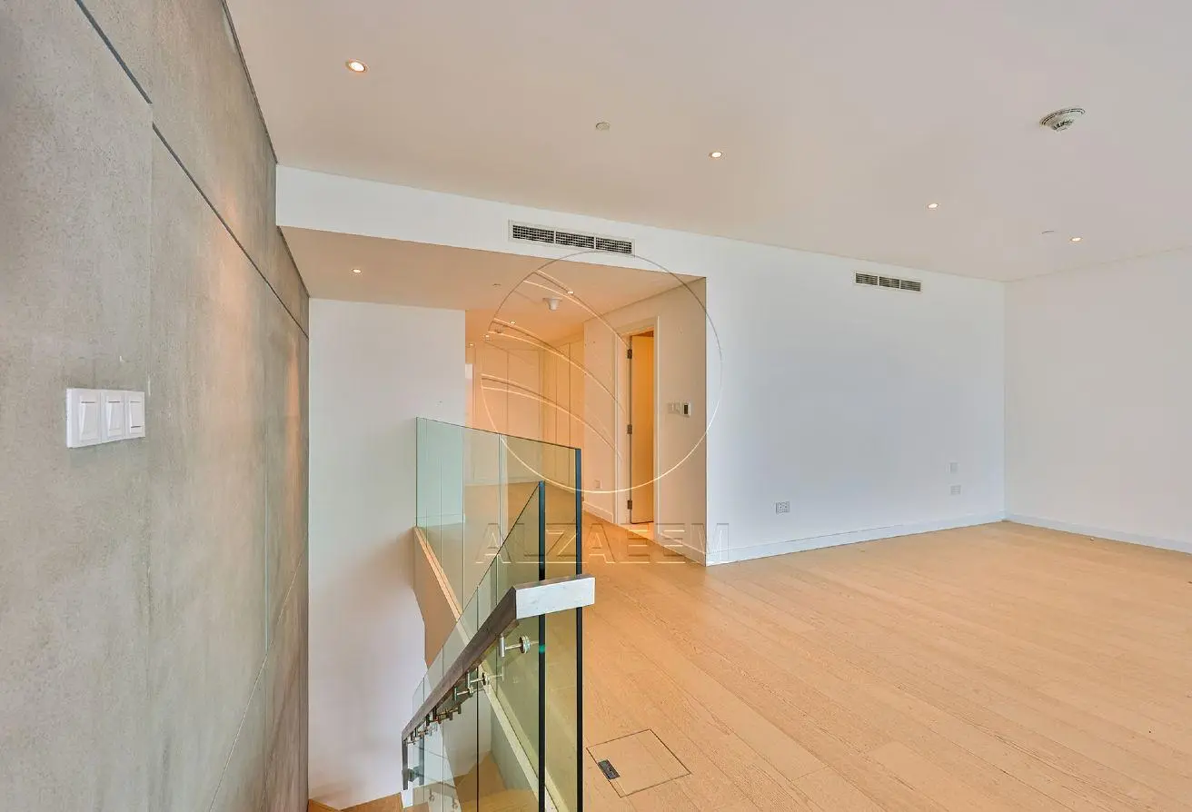 HOT | Loft Facing Louvre Museum | Rented + Refund