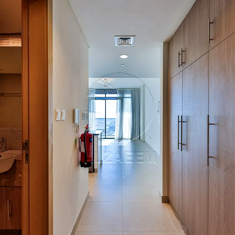 High Floor | White Goods Available | Move-in Ready