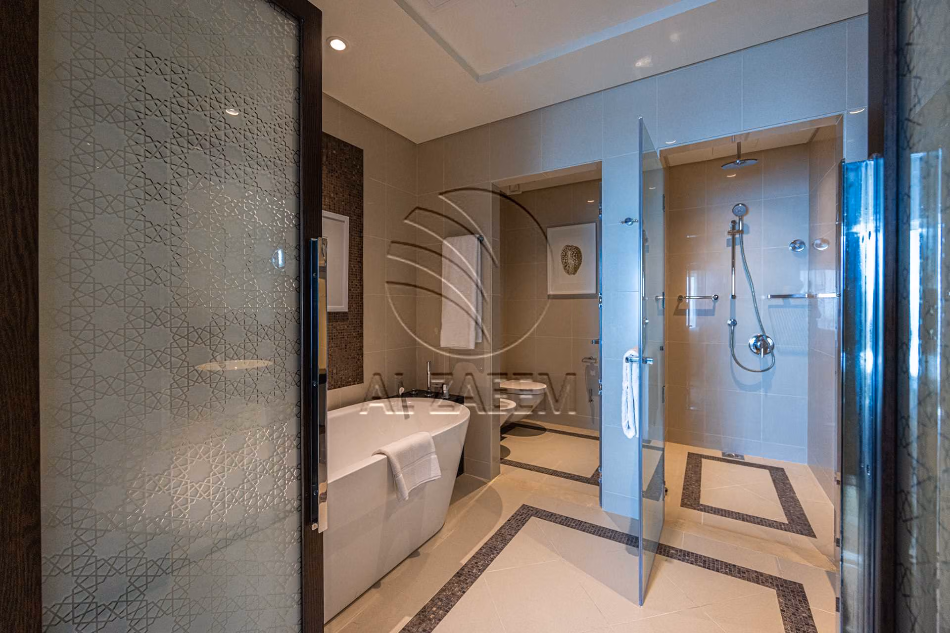 √Furnished Unit | Luxury Living | Lovely View√