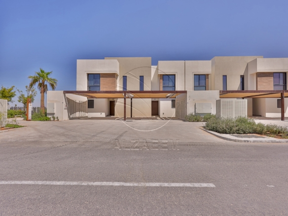 VACANT | 2BR+Maid TH – Up to 2 Payments