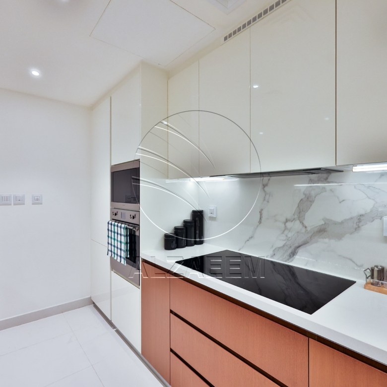 Fully Furnished | Stunning Sea View |2BR+M+Storage