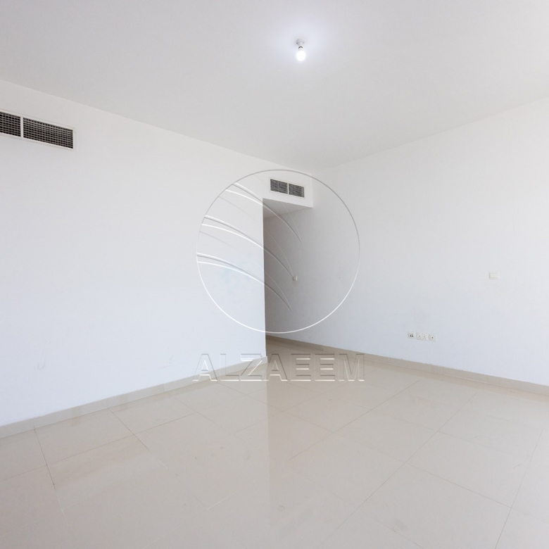 Kitchen Appliances | With Elevator and Gym + Pool