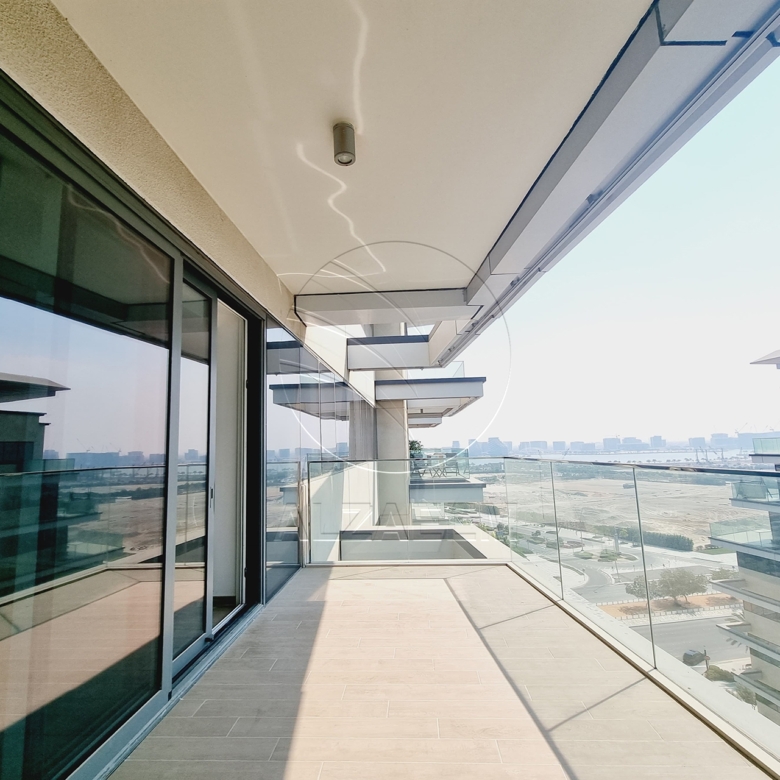 √Luxuriously Furnished | BIG Layout | VACANT√