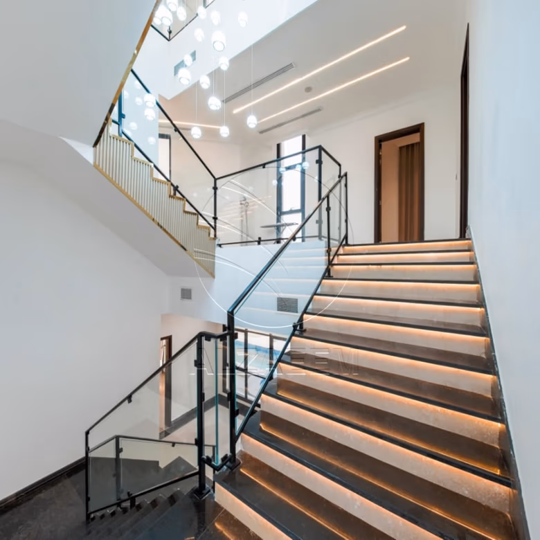√Luxuriously Furnished |Private Pool and 2 Majlis√