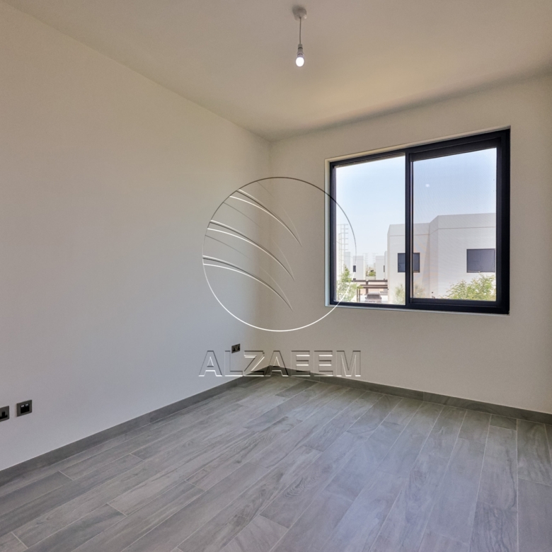 HOT! Single Row | Rented with Refund | High ROI