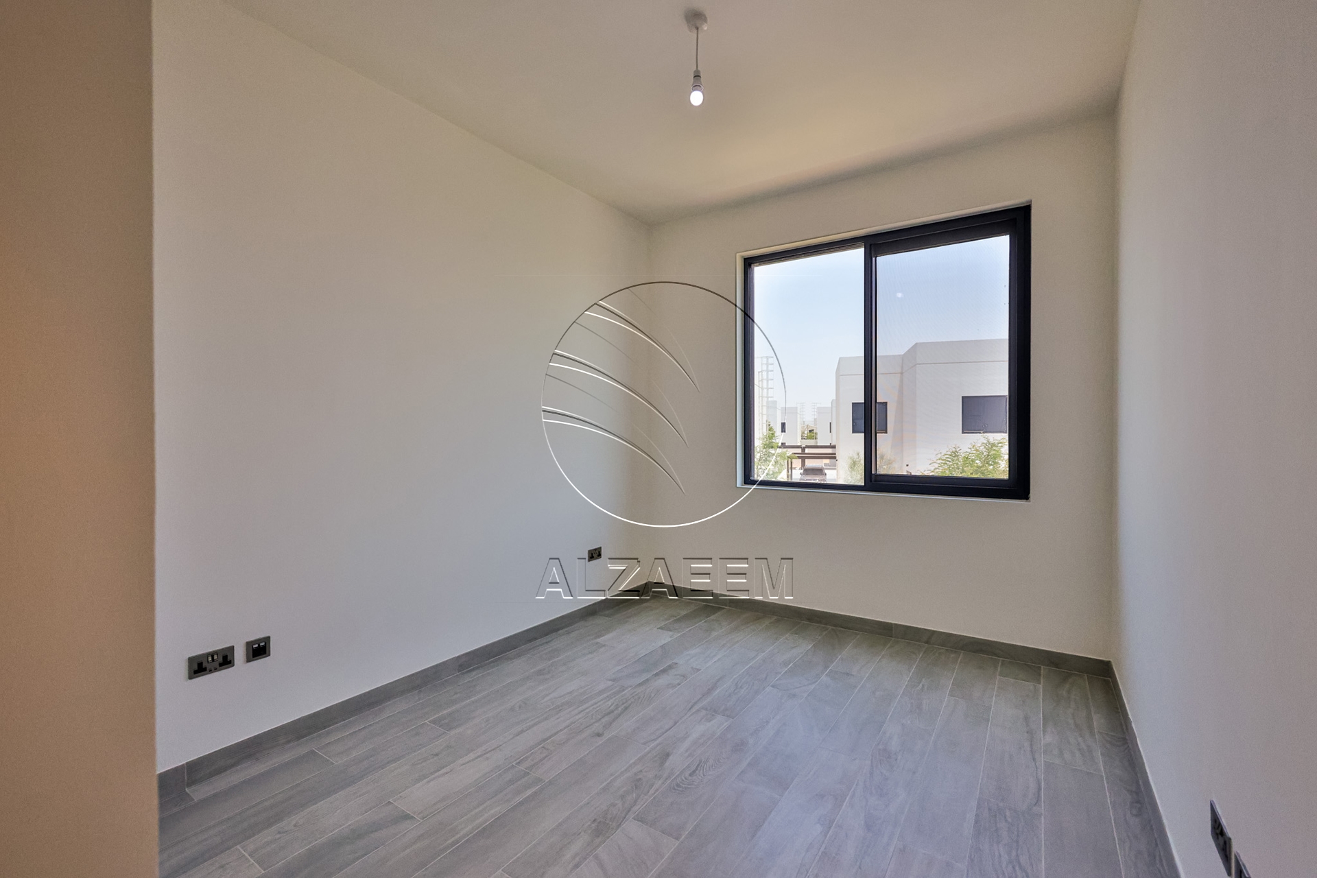 HOT! Single Row | Rented with Refund | High ROI