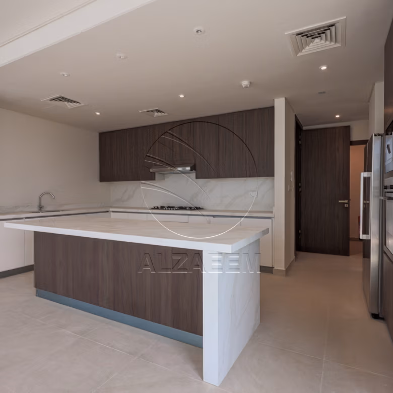 HOT! Corner Villa | Prestigious Gated Community