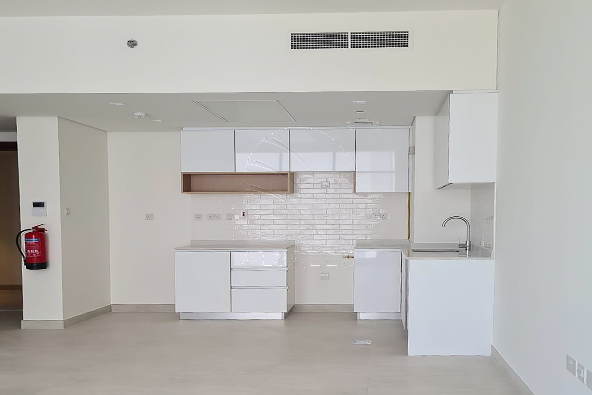 √ Waterfront Views | High Level and Vacant Unit √