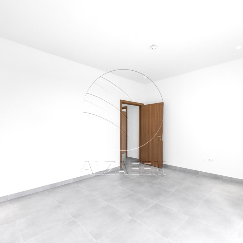 Single Row Near Golf Course | Type X | VACANT