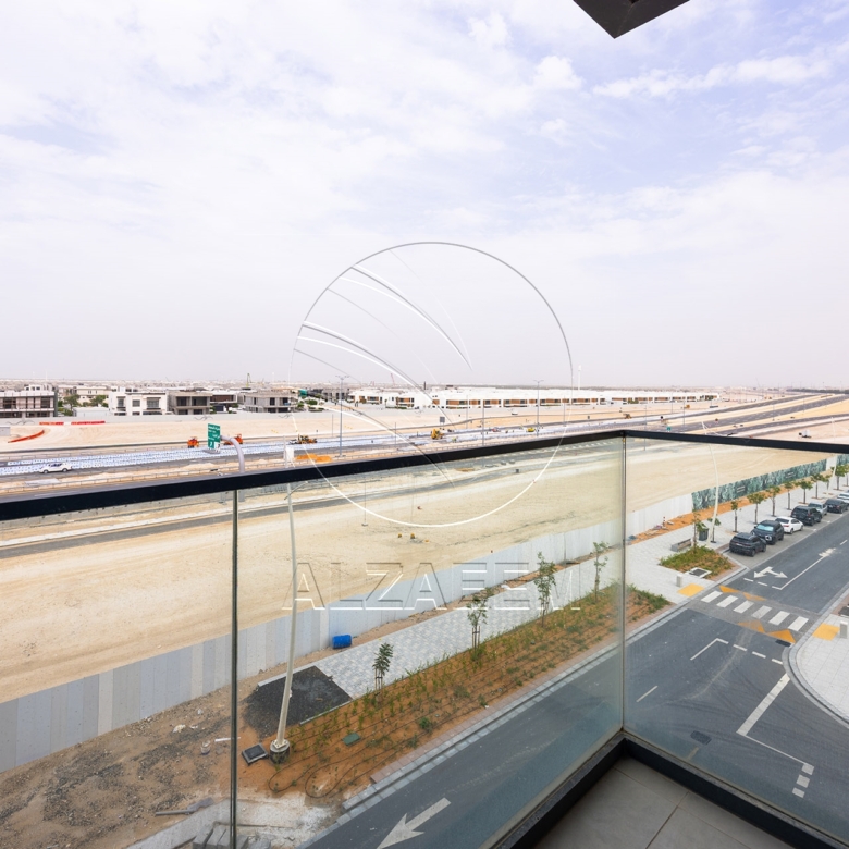 HOT DEAL! Corner Unit – Partial Sea View | Parking