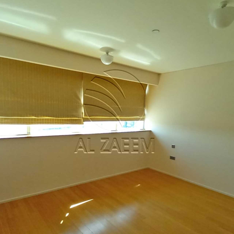 High Level Unit | Tenanted | Urban View