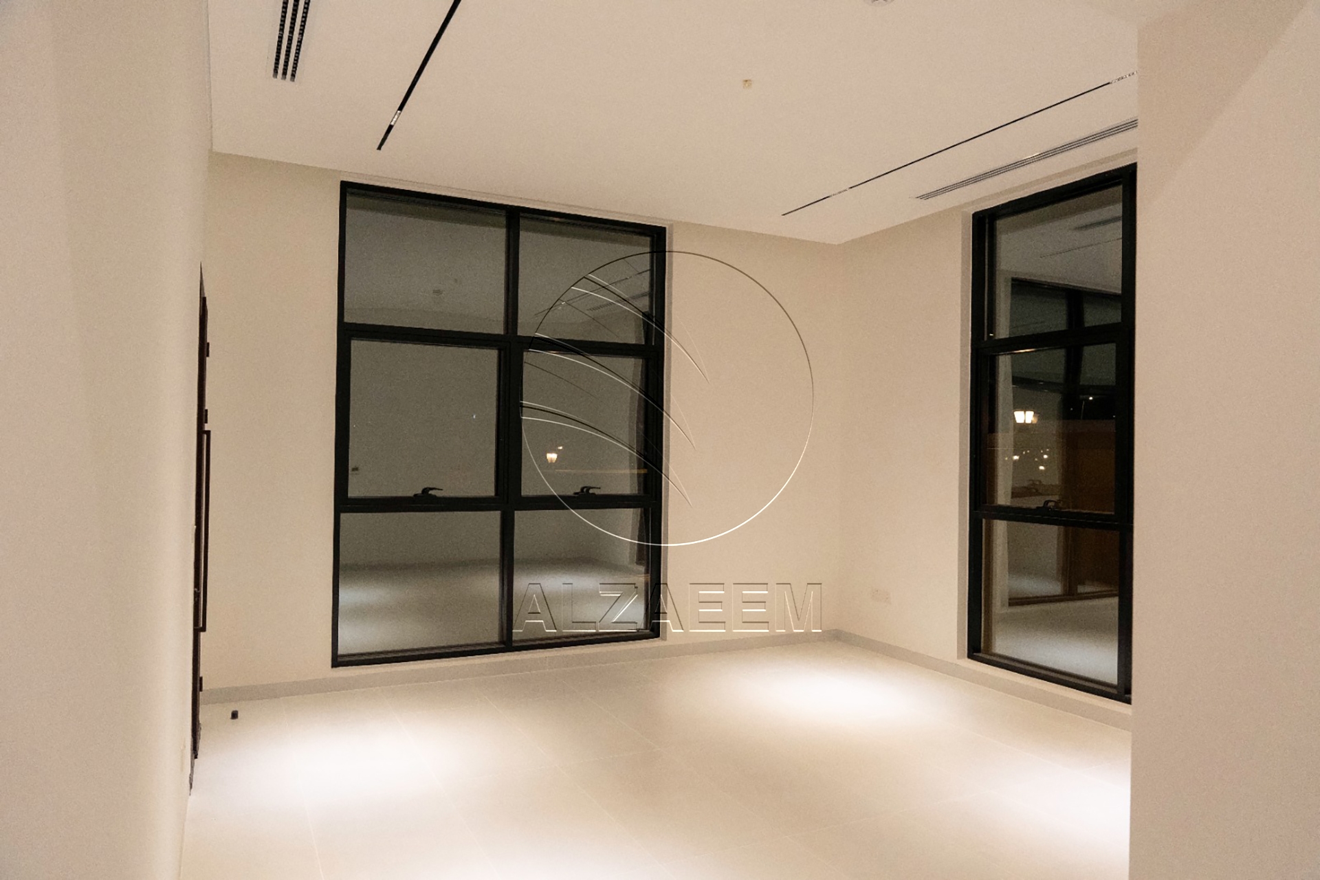 √Brand New Single Row Modern Villa! Spacious Plot√