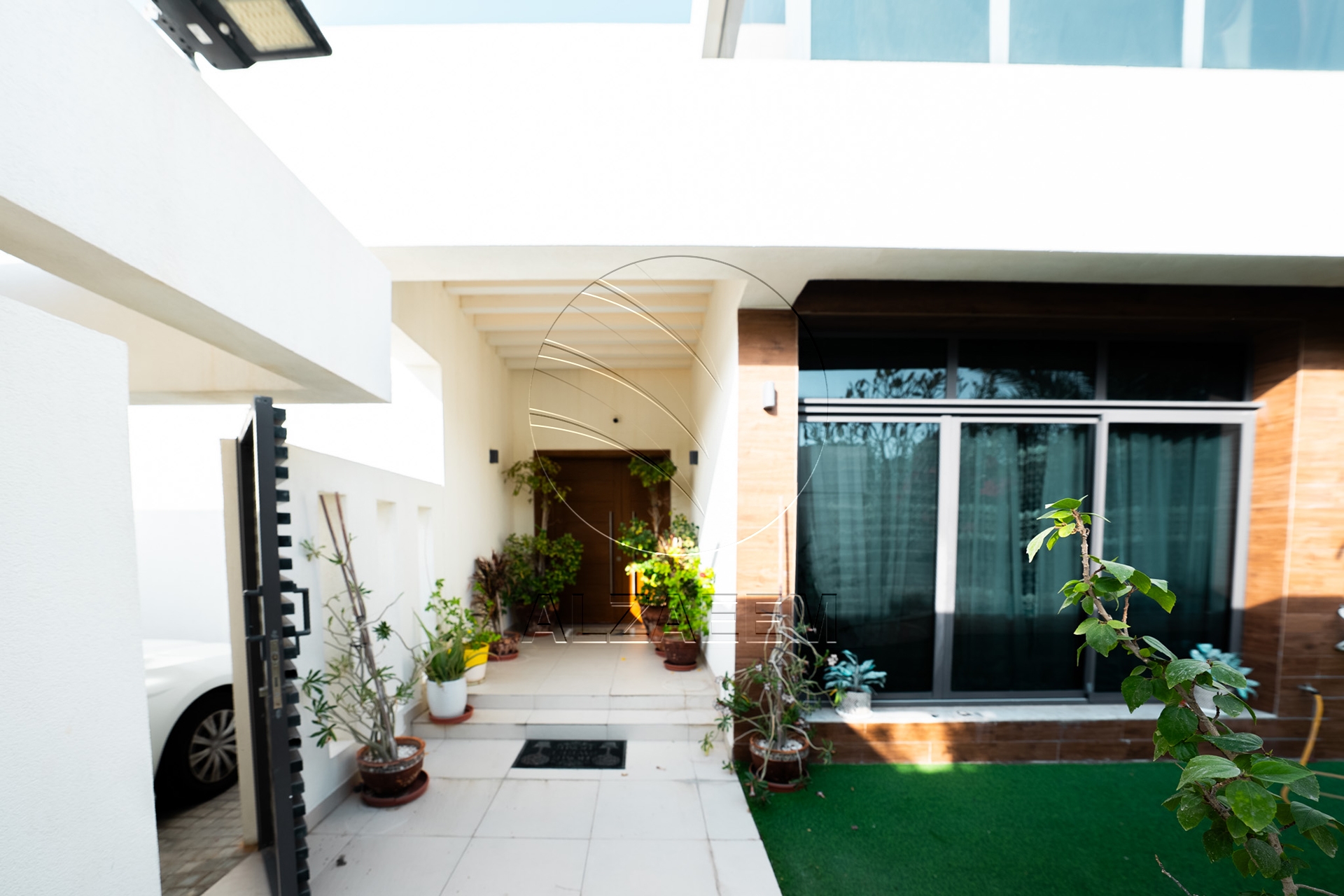 VIP | Upgraded Villa | Corner Single Row | Jacuzzi