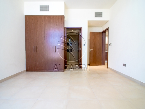 Upto 4 Payments | Single Row | Near Community Park