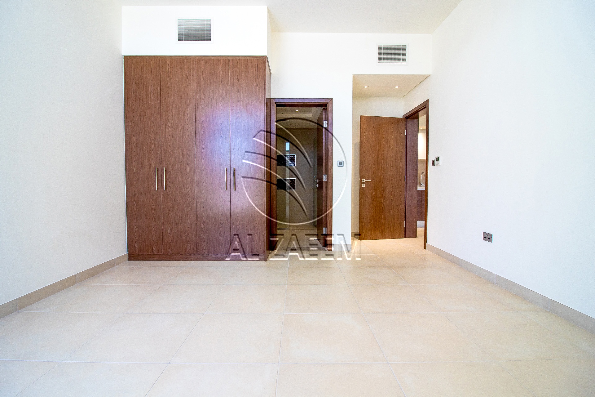 Upto 4 Payments | Single Row | Near Community Park