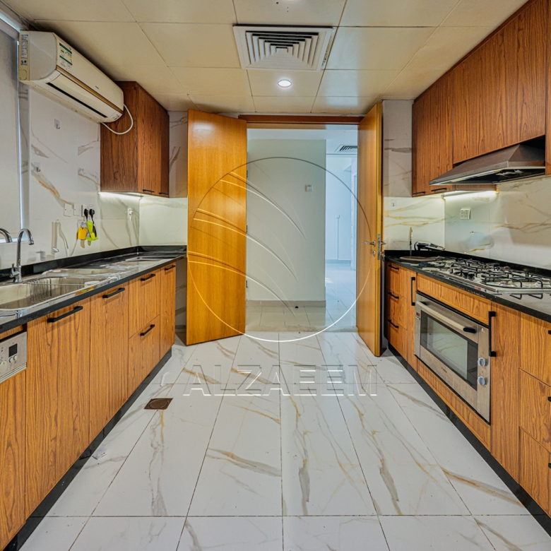 √ Private Pool | Type A | Tenanted | CORNER √