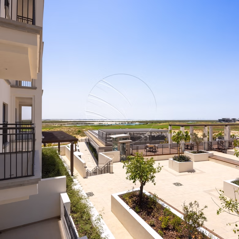 Sea and Golf Views | VACANT | Up to 3 Payments