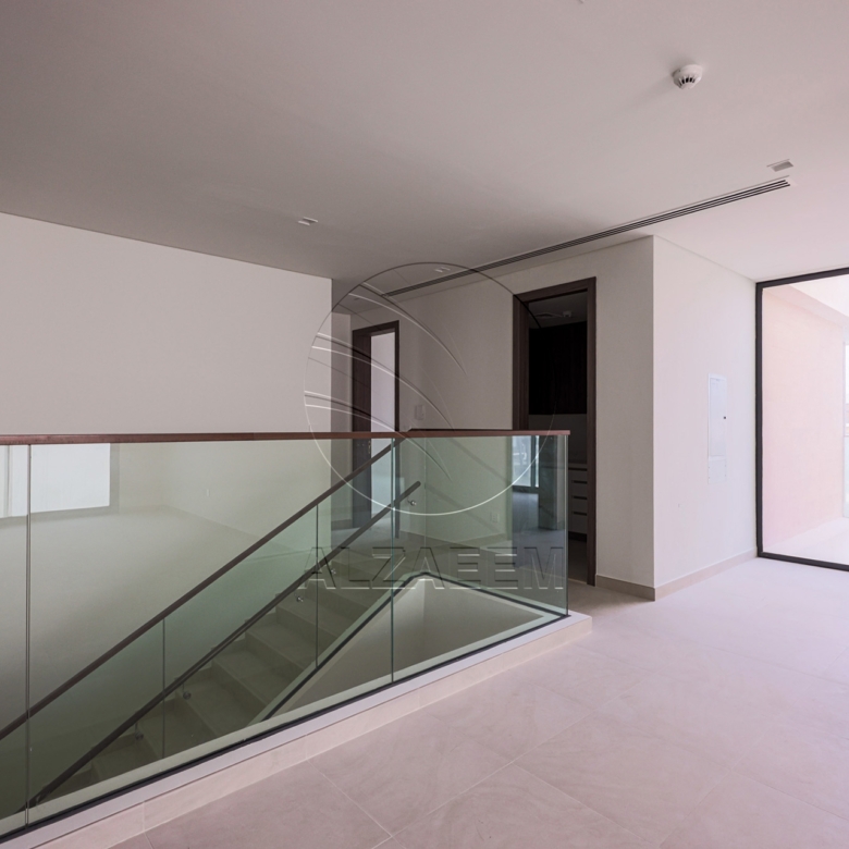 HOT! Corner Villa | Prestigious Gated Community