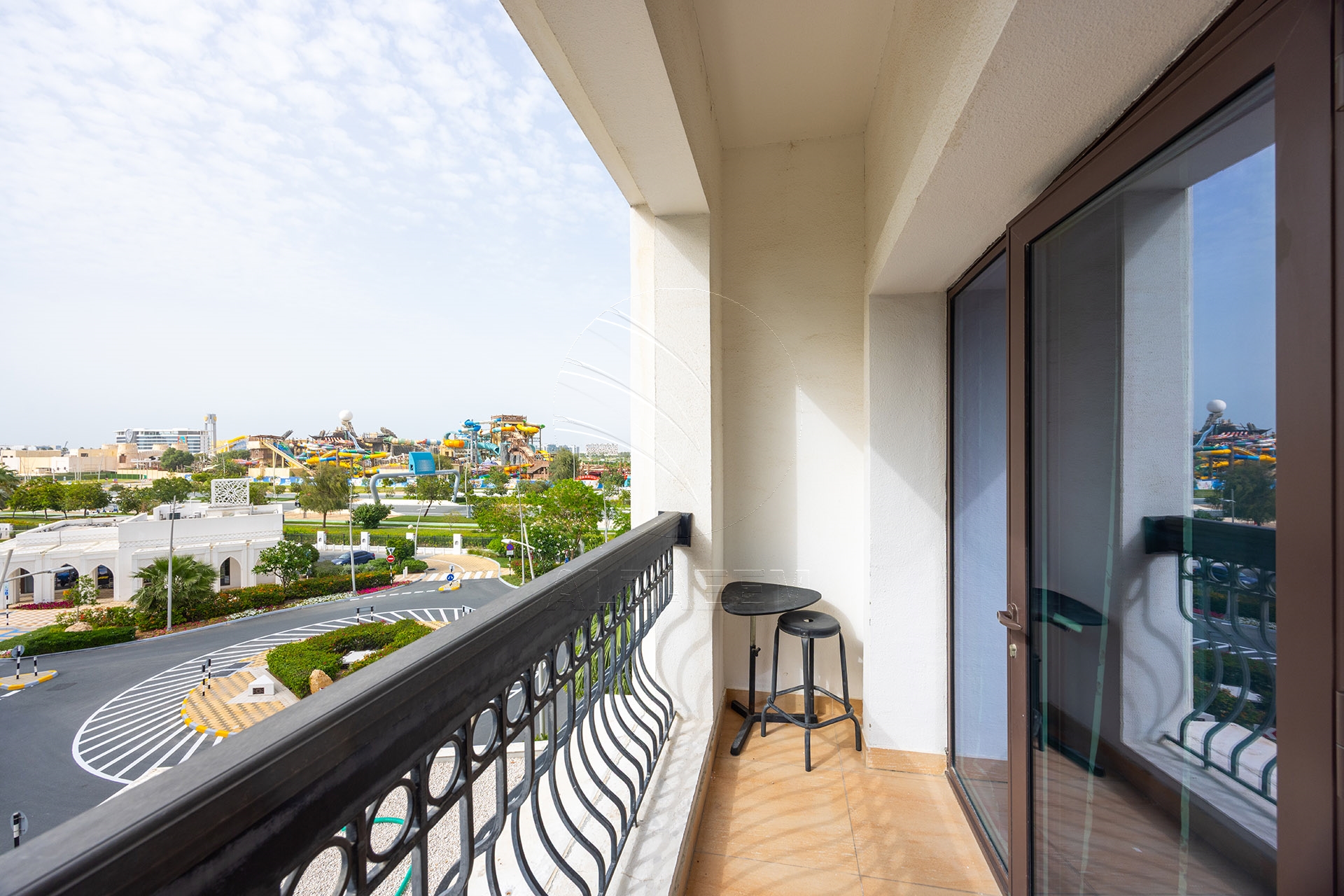 √VACANT! Furnished | Yas Water world View√