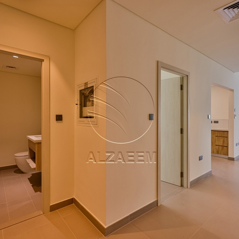 Single Row CORNER | Premium and High End Location